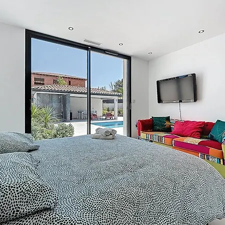 Modern With Pool