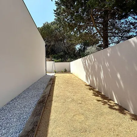 Modern With Pool Prázdninový dům Narbonne